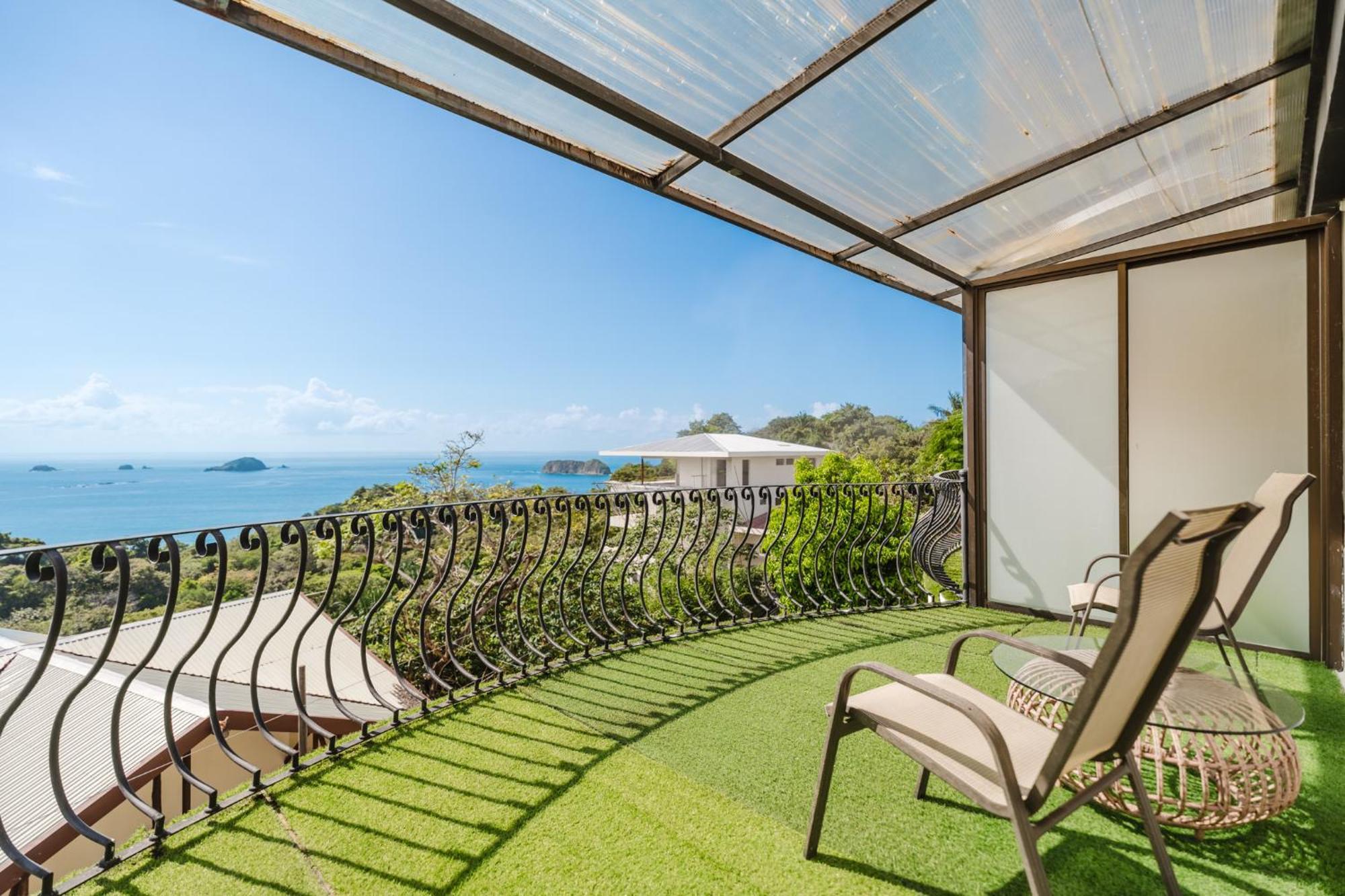 Hotel Oceans Two Manuel Antonio Extérieur photo